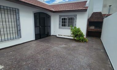 Departamento Tipo Casa en alquiler en Wilde