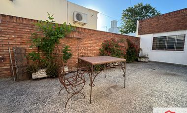 PH en alquiler de 3 dormitorios en Ramos Mejía