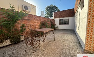 PH en alquiler de 3 dormitorios en Ramos Mejía