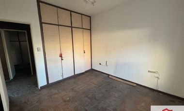 PH en alquiler de 3 dormitorios en Ramos Mejía