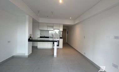 Monoambiente a estrenar en alquiler en zona shopping Alto Noa