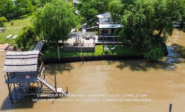 ISLA PRIVADA EN VENTA SOBRE EL RÍO SAN ANTONIO | 2.010 M² CON 4 CABAÑAS