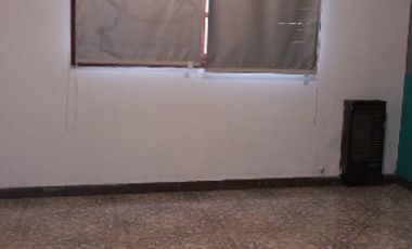 Casa PH en alquiler en Caseros