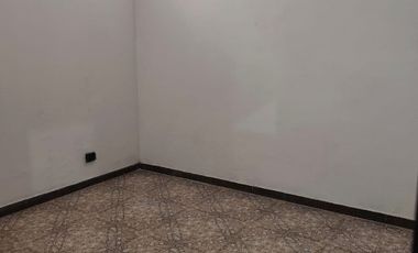 Casa PH en alquiler en Caseros