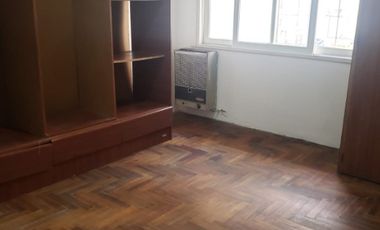 Casa en alquiler en Caseros