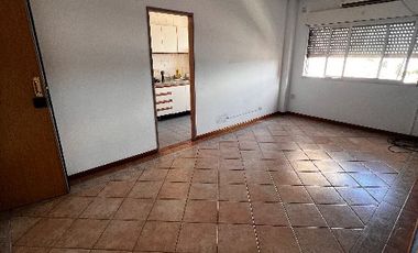 Departamento en alquiler en Gerli Oeste