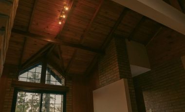 Chalet zona Parque de las Naciones en Oberá