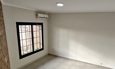 Chalet zona Parque de las Naciones en Oberá