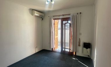 Departamento en alquiler en Wilde Centro