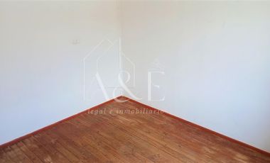 Casa en Arriendo en Avenida Los Silos con Estero Seco