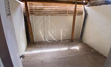 Casa en Arriendo en Avenida Los Silos con Estero Seco