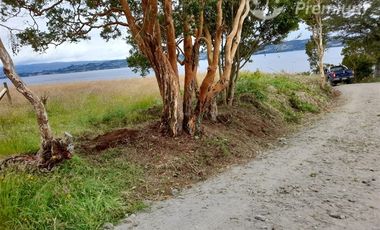 Sitio en Venta en Inversión excepcional en Chiloé: 5,52 ha regularizadas con vista a la ruta naviera
