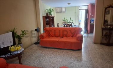 Se vende casa en Sauces 7, cerca a la Academia Naval, KariG
