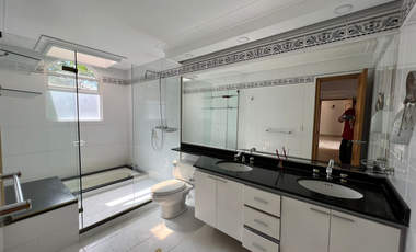 Casa en Arriendo Ubicado en Envigado Codigo 154