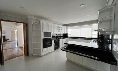 Casa en Arriendo Ubicado en Envigado Codigo 154