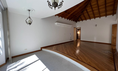 Casa en Arriendo Ubicado en Envigado Codigo 154