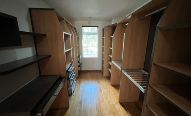 Casa en Arriendo Ubicado en Envigado Codigo 154