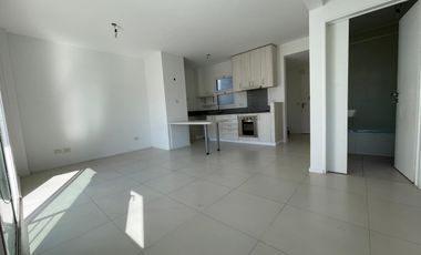 Exc. Depto. 2 Amb. Luminoso con Cochera, a 3/c de Av. Maipú