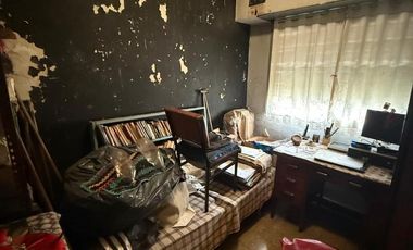 Casa en Avellaneda 2 departamento en block