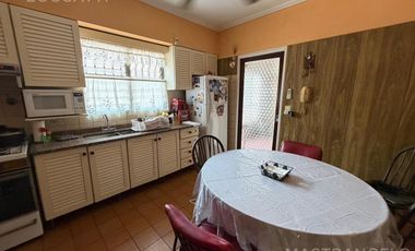 Casa desarrollada en PB en inmejorable ubicacion