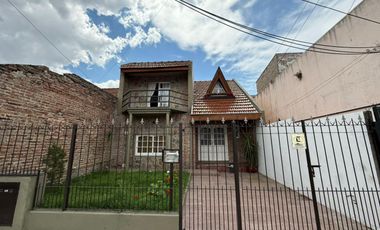 PH en Villa Dominico cuatro ambientes en venta