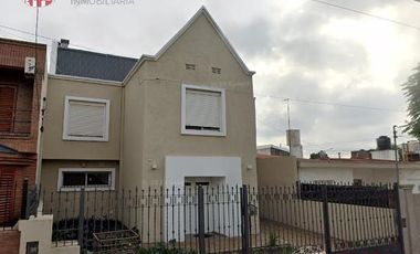Casa en venta - Barrio Matienzo