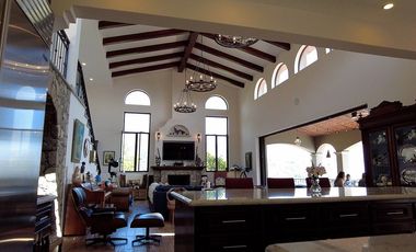 Casa de lujo en venta Chapala vista panorámica; San Juan Cosalá