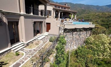 Casa de lujo en venta Chapala vista panorámica; San Juan Cosalá