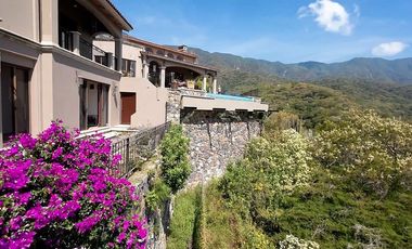 Casa de lujo en venta Chapala vista panorámica; San Juan Cosalá