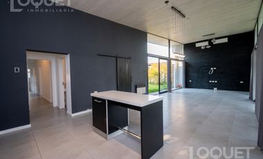 Casa en Barrio privado en Las Almenas