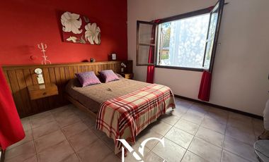 Casa en venta en Costa del Este 4 amb. mas departamento de 2 amb