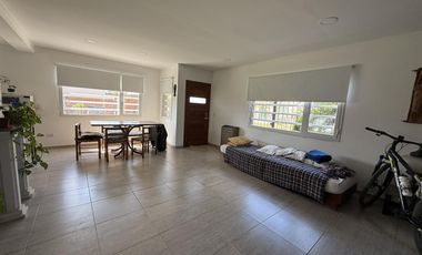 Casa en venta en Necochea 38 e 85 y 87