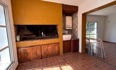 ALQUILER SALSIPUEDES CASA 4 DORMITORIOS - PATIO, QUINCHO Y PILETA