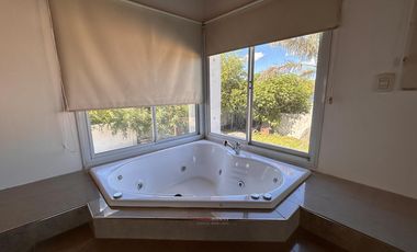 ALQUILER SALSIPUEDES CASA 4 DORMITORIOS - PATIO, QUINCHO Y PILETA