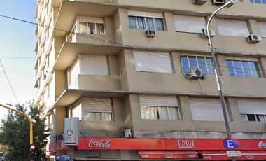 Departamento de 4 ambientes en Lomas de Zamora Oeste acepta permuta