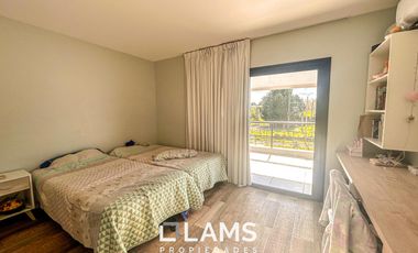 Casa 4 amb con piscina en alquiler temporal. Temporada 2024-25. Barrio Privado Arenas del Sur