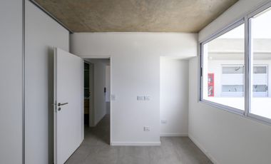 Departamento de tres ambientes a la venta en Sarandi