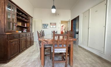 Casa en planta alta en venta con terraza exclusiva en zona historica del Centro - Laprida 1257