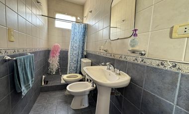 Casa en planta alta en venta con terraza exclusiva en zona historica del Centro - Laprida 1257