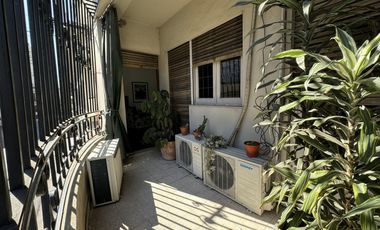 Casa en planta alta en venta con terraza exclusiva en zona historica del Centro - Laprida 1257