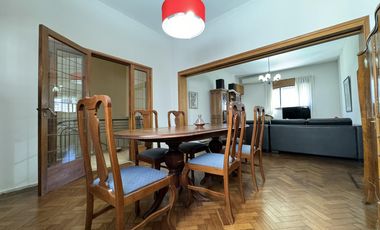 Casa en planta alta en venta con terraza exclusiva en zona historica del Centro - Laprida 1257