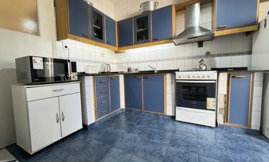 Casa en planta alta en venta con terraza exclusiva en zona historica del Centro - Laprida 1257