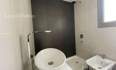 Departamento 4 ambientes 218mts   terraza privada en Lanús Oeste