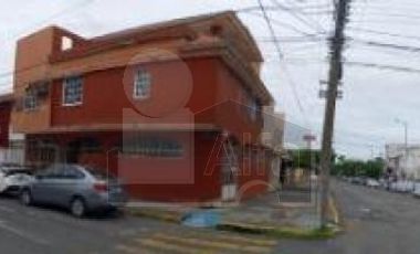 Casa en renta con excelente ubicación, ideal para negocio