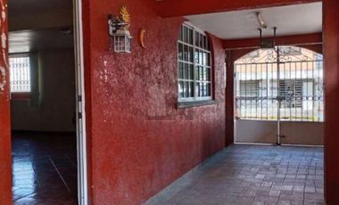 Casa en renta con excelente ubicación, ideal para negocio