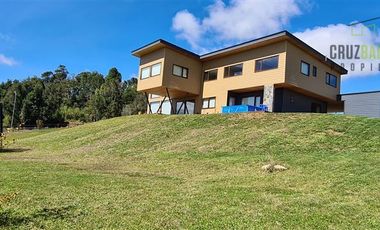 Casa en Arriendo en Condominio Rancho Lomas Verdes