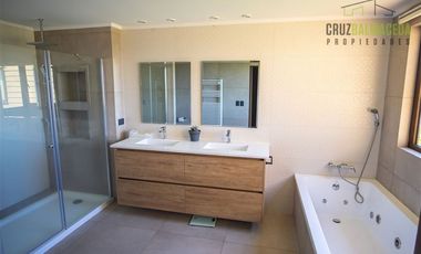 Casa en Arriendo en Condominio Rancho Lomas Verdes