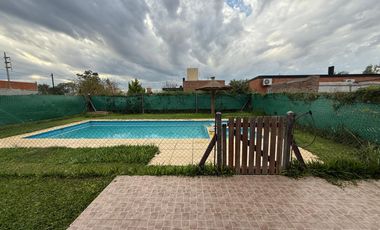 VENTA - Casa 2 dormitorios en Punta Chacra, Roldan