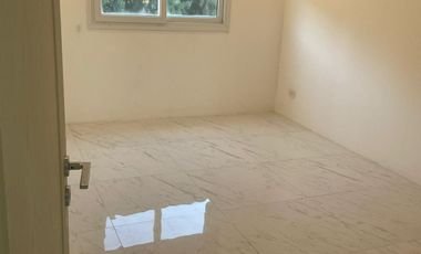 Venta - Casa 4 ambientes con jardín y pileta - Lagos de Canning