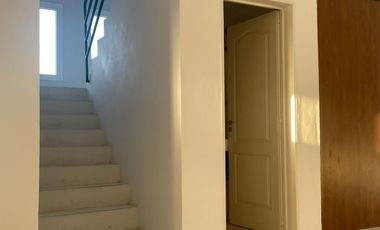 Venta - Casa 4 ambientes con jardín y pileta - Lagos de Canning